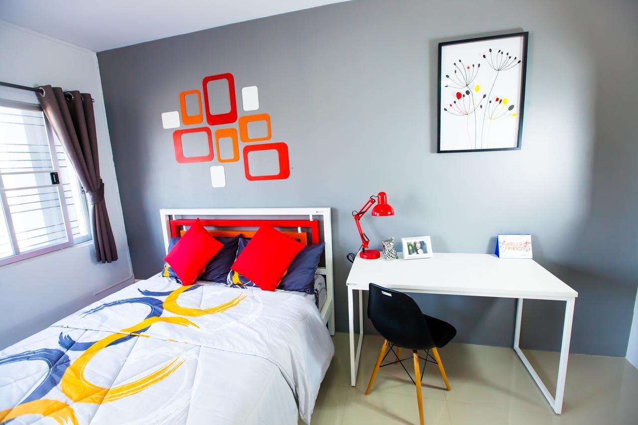 Room 9 Residence (Adults Only) Pluak Daeng Екстериор снимка