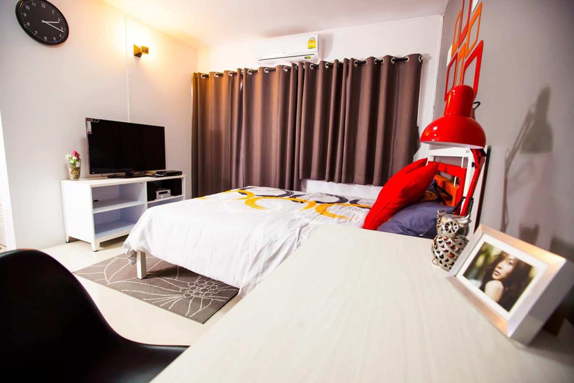 Room 9 Residence (Adults Only) Pluak Daeng Екстериор снимка